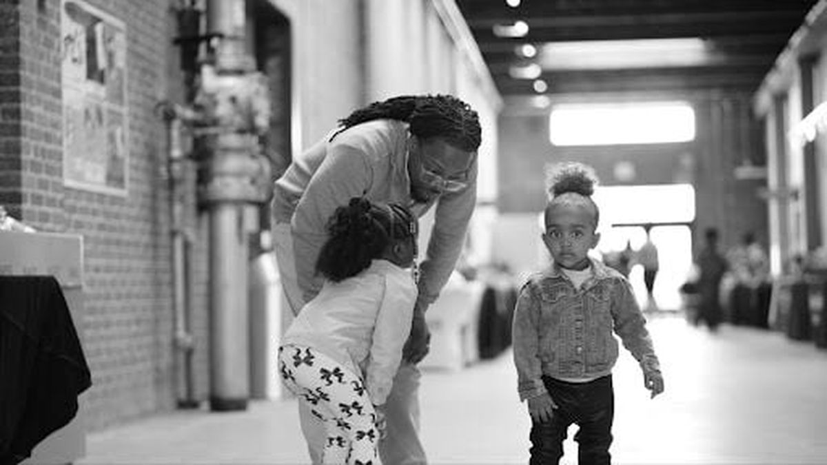 Ervin Jones, founder of Locked In Fathers Alliance, spends a few moments with the littles. (Courtesy)